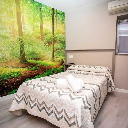 Hostal Viena Plaza Nueva Granada Exteriör bild