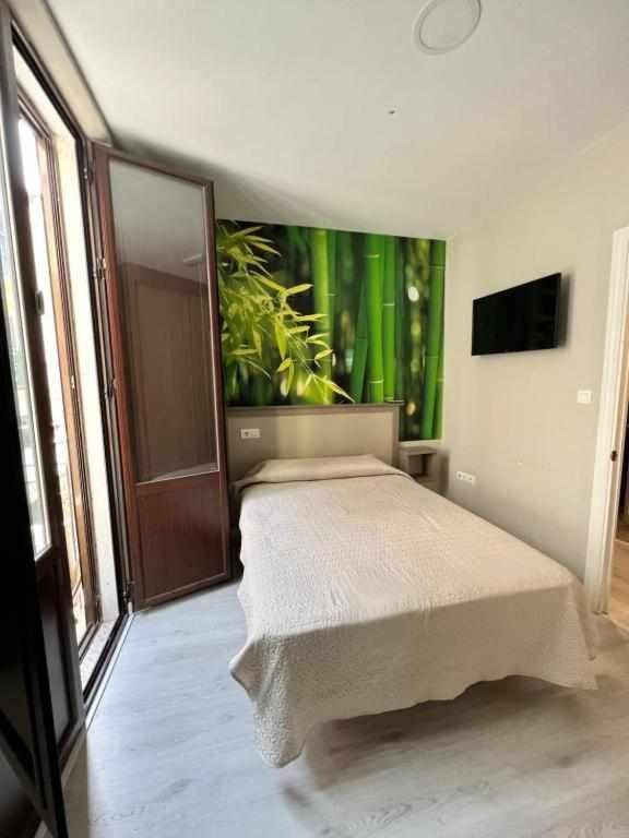 Hostal Viena Plaza Nueva Granada Exteriör bild
